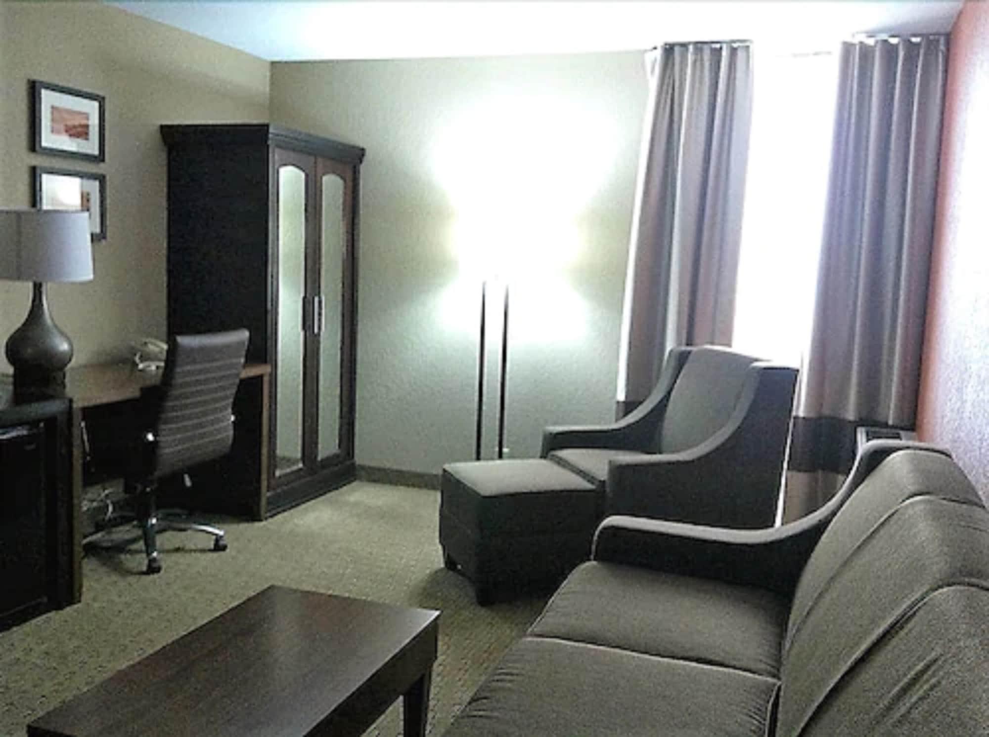 Comfort Inn & Suites Evansville Airport Exteriér fotografie