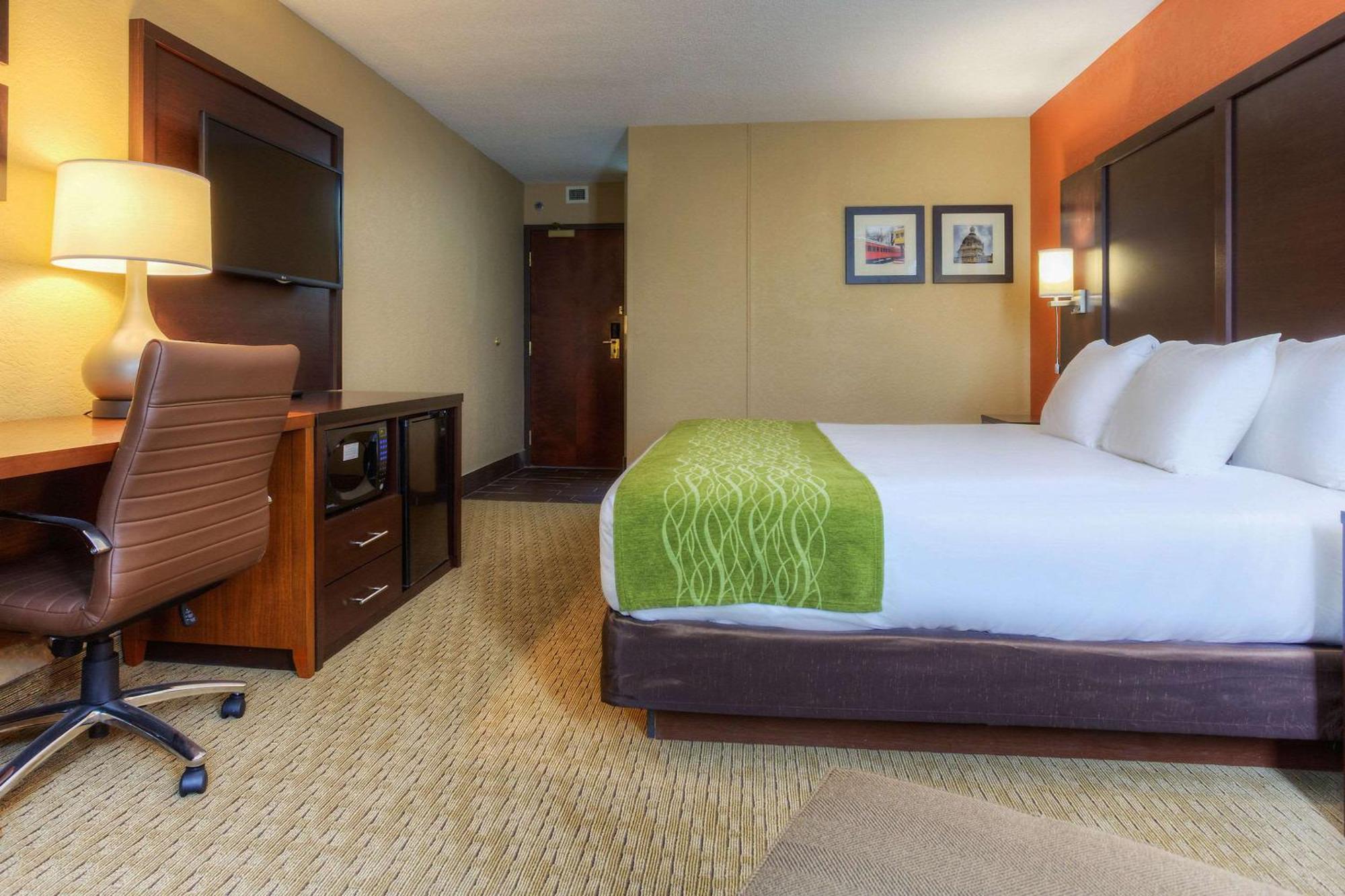 Comfort Inn & Suites Evansville Airport Exteriér fotografie