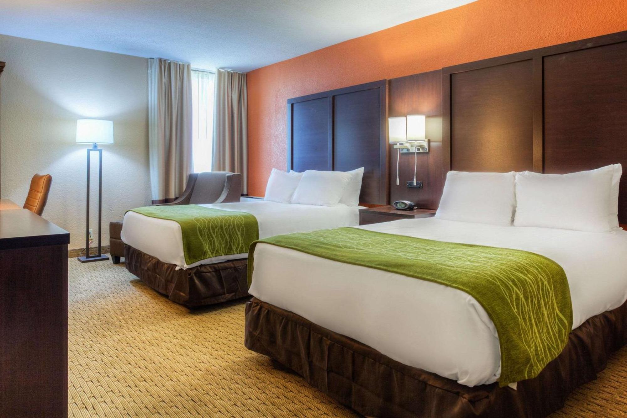 Comfort Inn & Suites Evansville Airport Exteriér fotografie